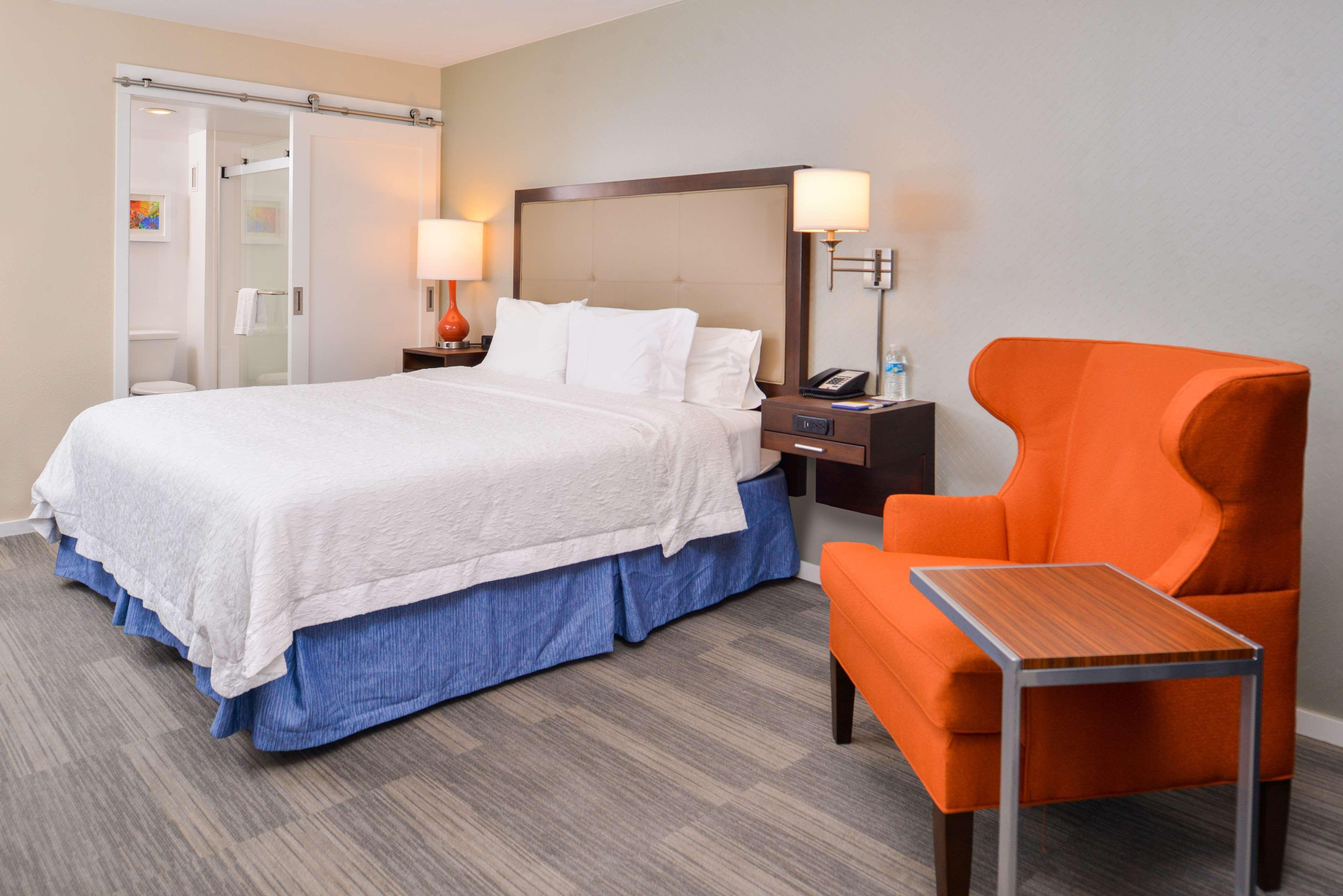 Hampton Inn Seattle Airport Ситак Экстерьер фото