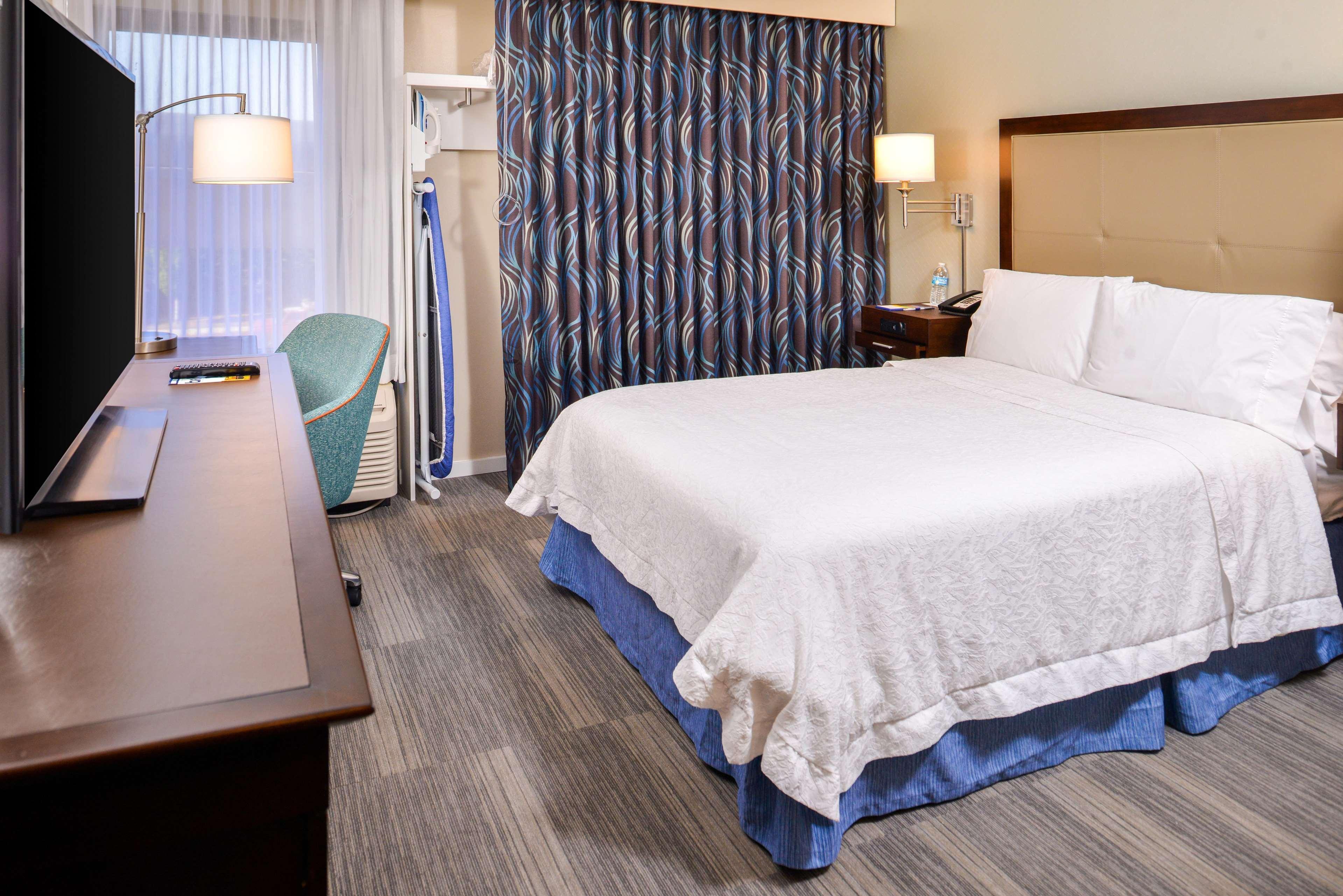 Hampton Inn Seattle Airport Ситак Экстерьер фото