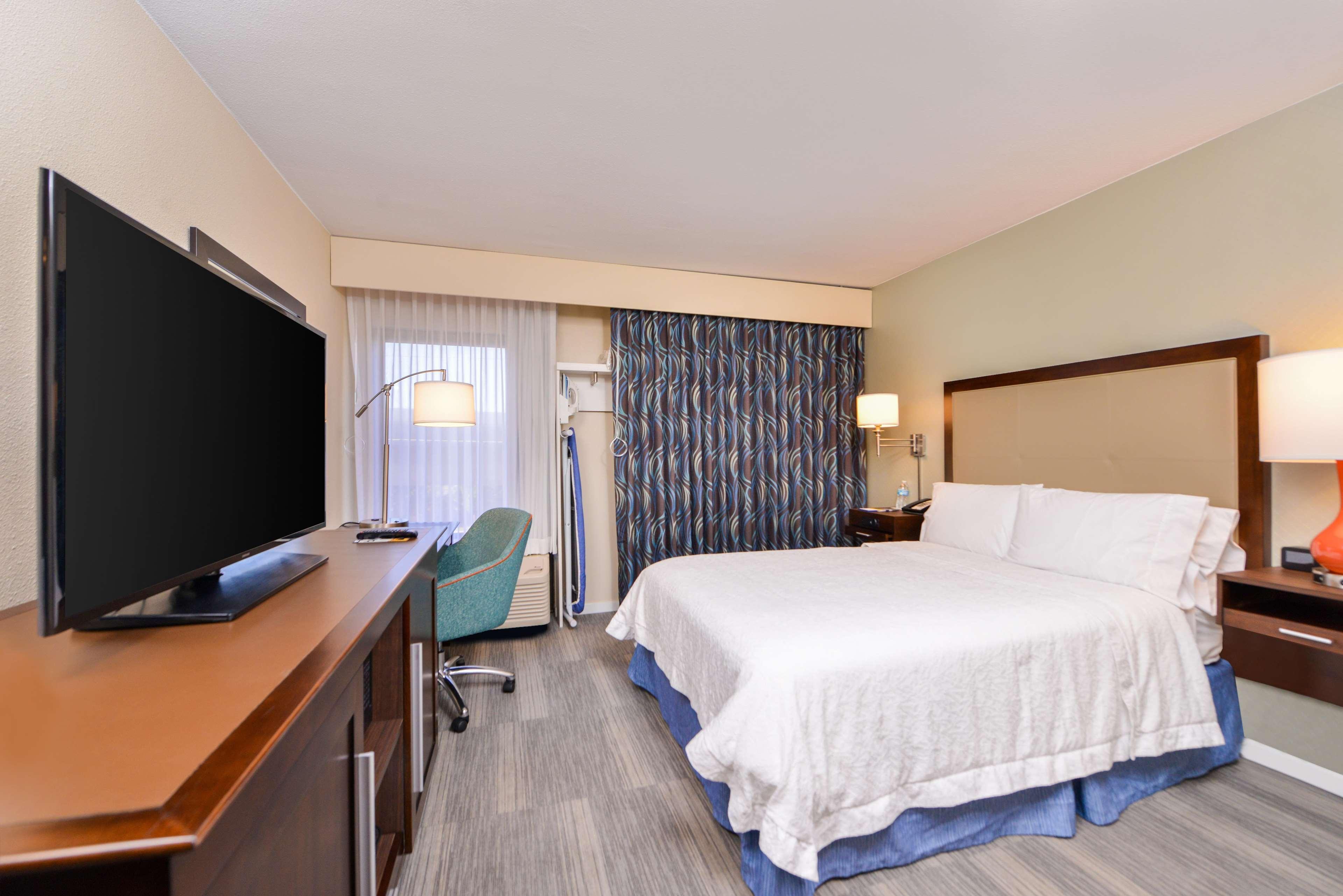 Hampton Inn Seattle Airport Ситак Экстерьер фото