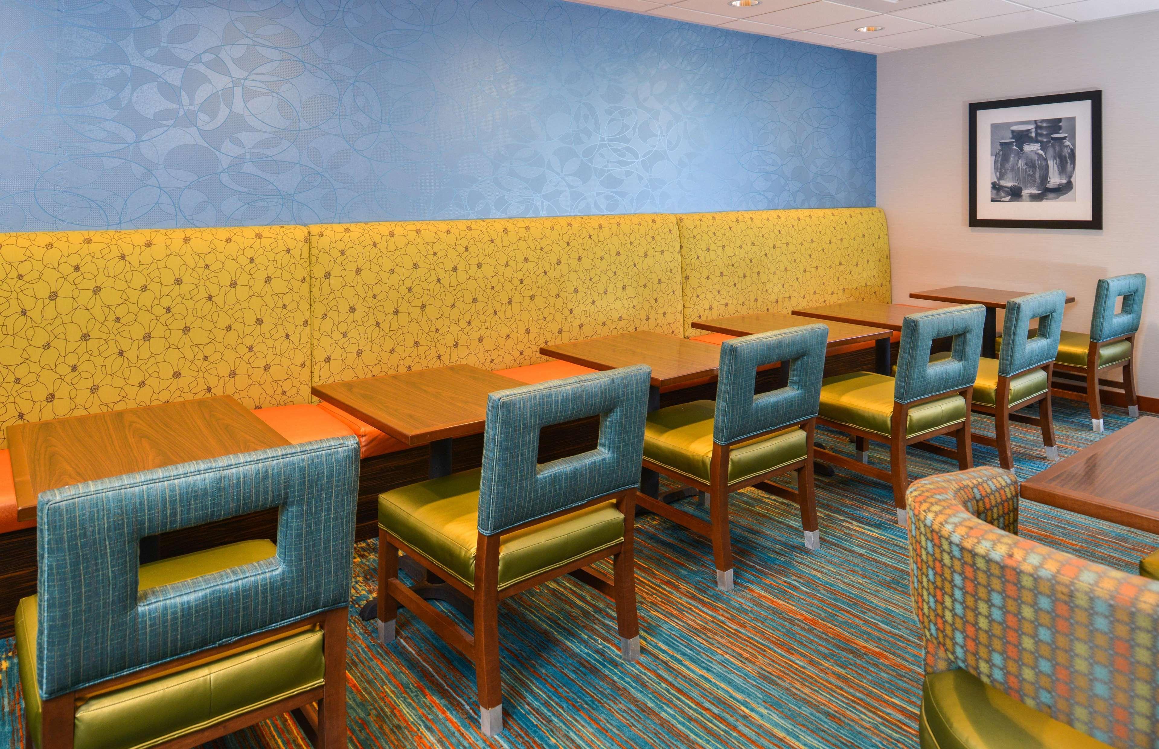 Hampton Inn Seattle Airport Ситак Экстерьер фото