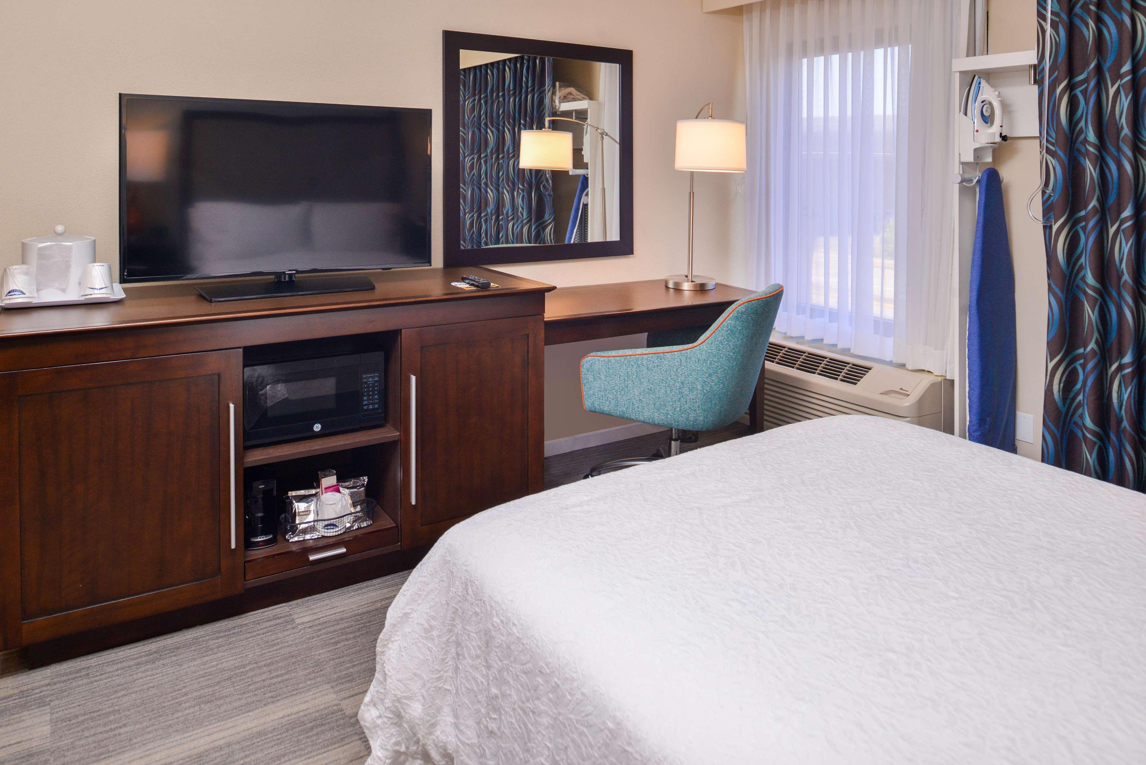 Hampton Inn Seattle Airport Ситак Экстерьер фото